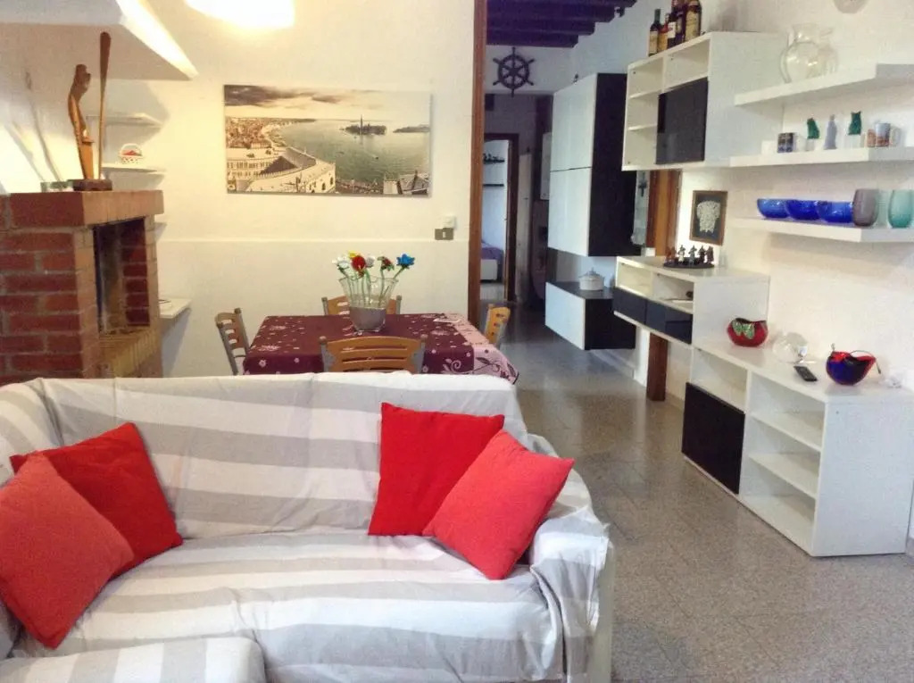 Laguna House