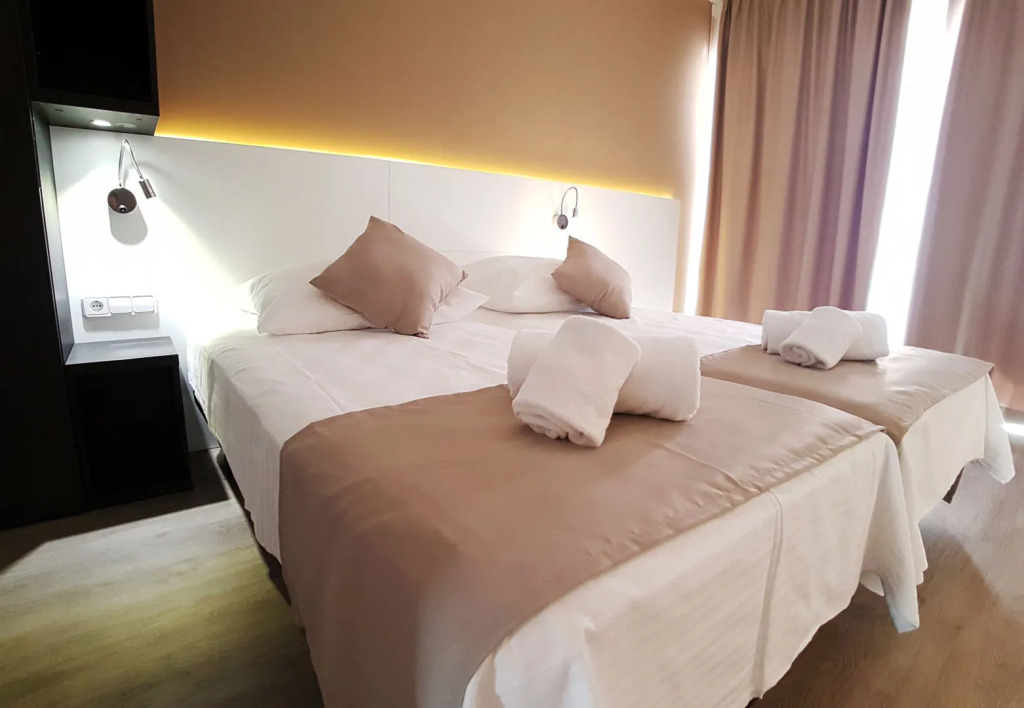 Planet Hotels ONE