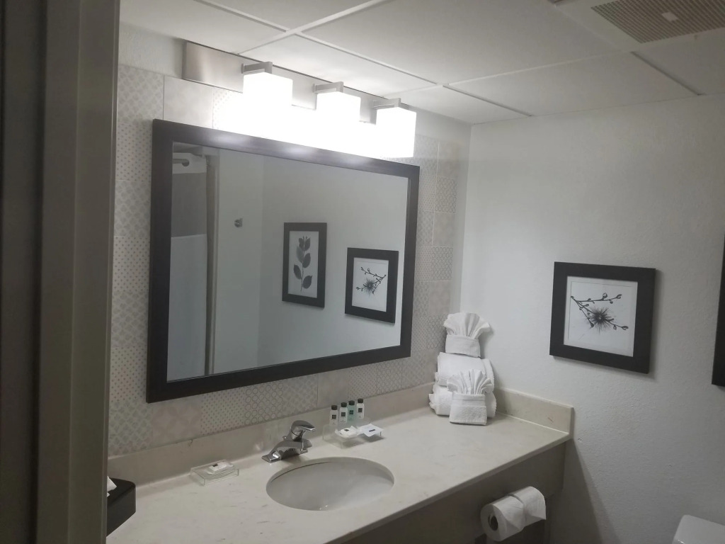 Country Inn & Suites by Radisson, Charlotte University Place, NC