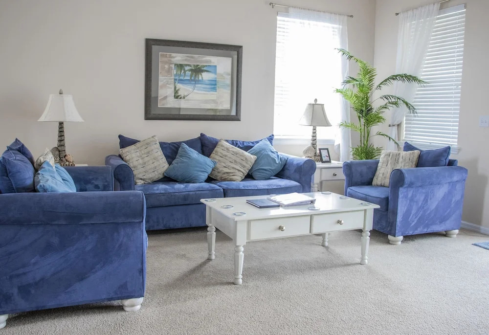 Davenport Pool Homes by RMG