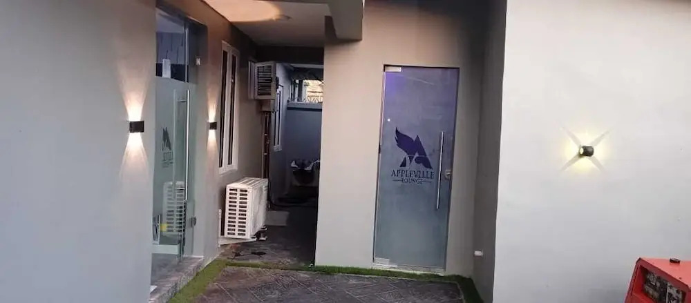 Appleville Suites