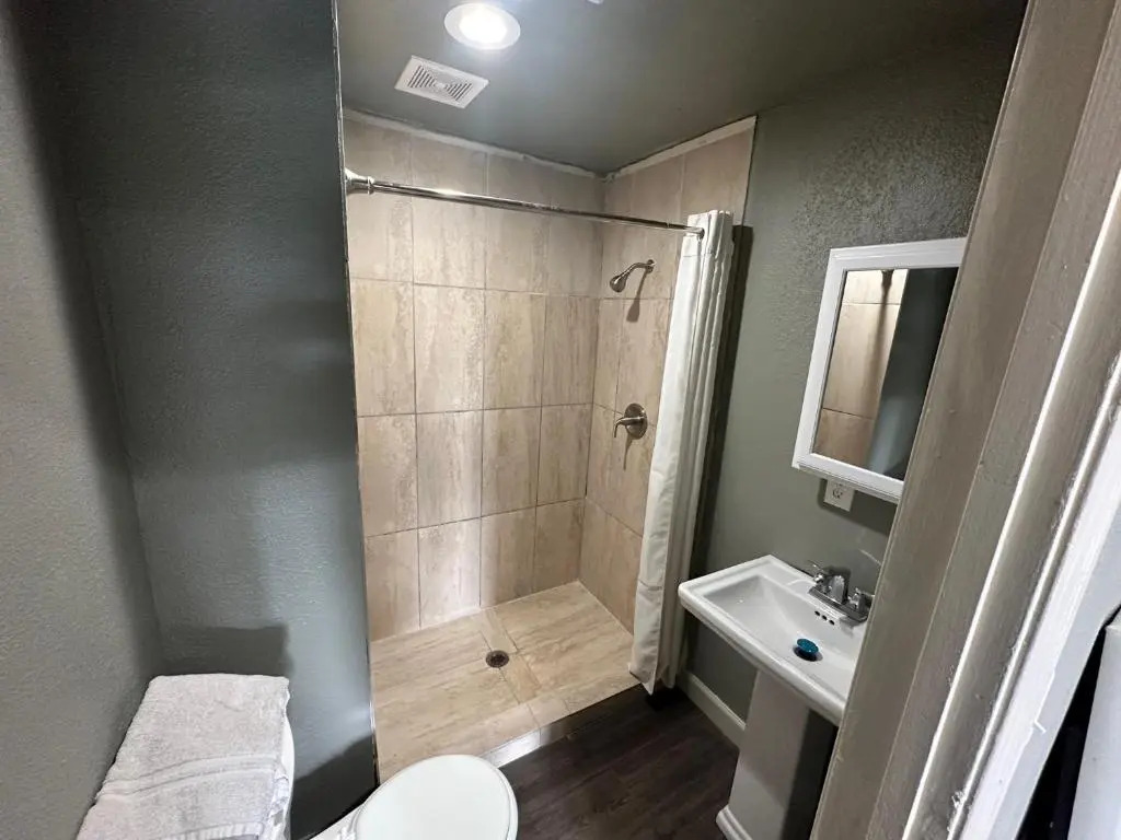 Mountain Trail Lodge and Vacation Rentals