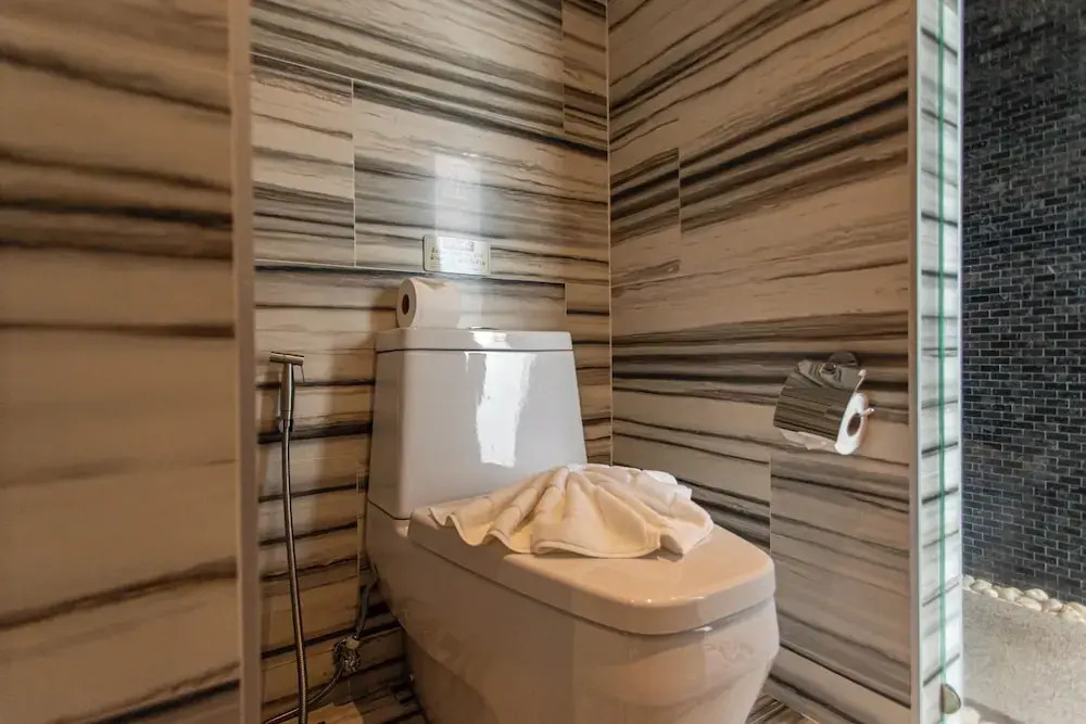 Tropical Haven Villa 4-Bedroom Private Pool Butler Choeng Thale Phuket