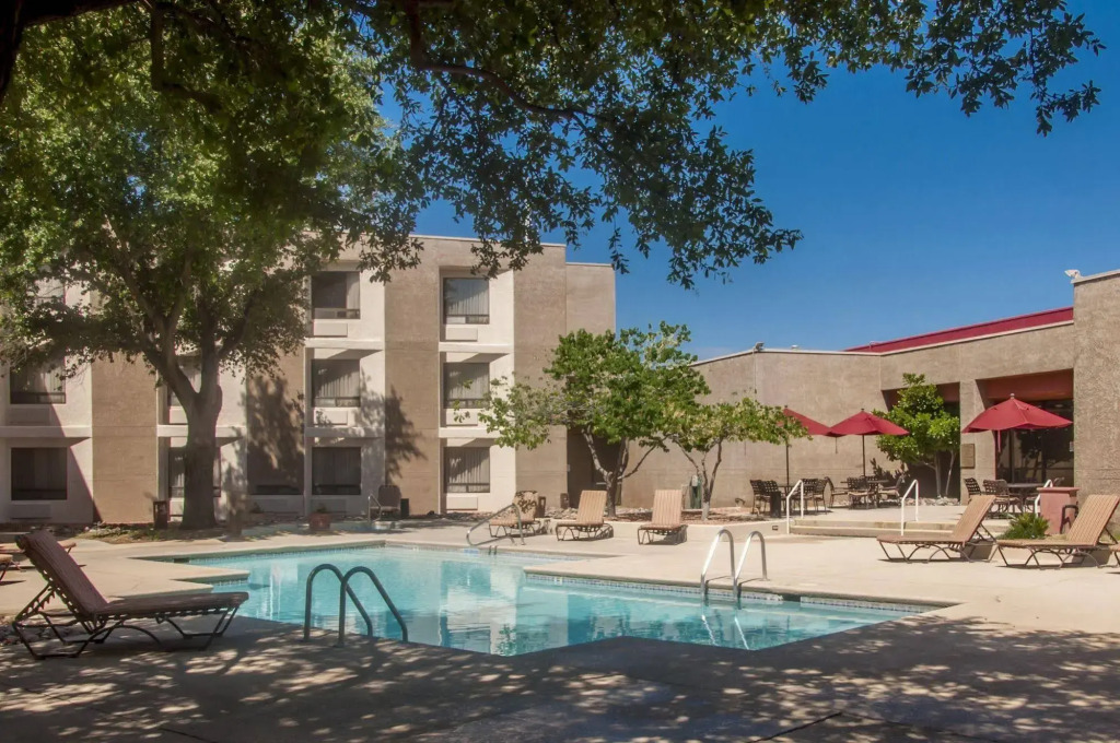Windemere Hotel & Conference Center