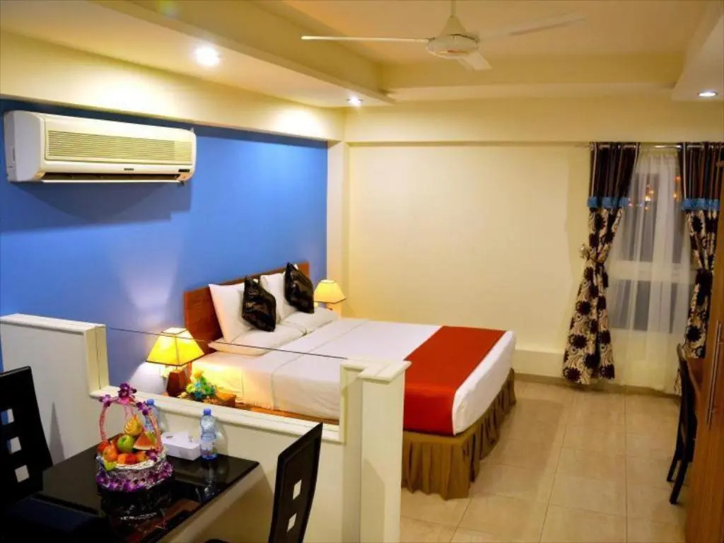 Johny International Hotel
