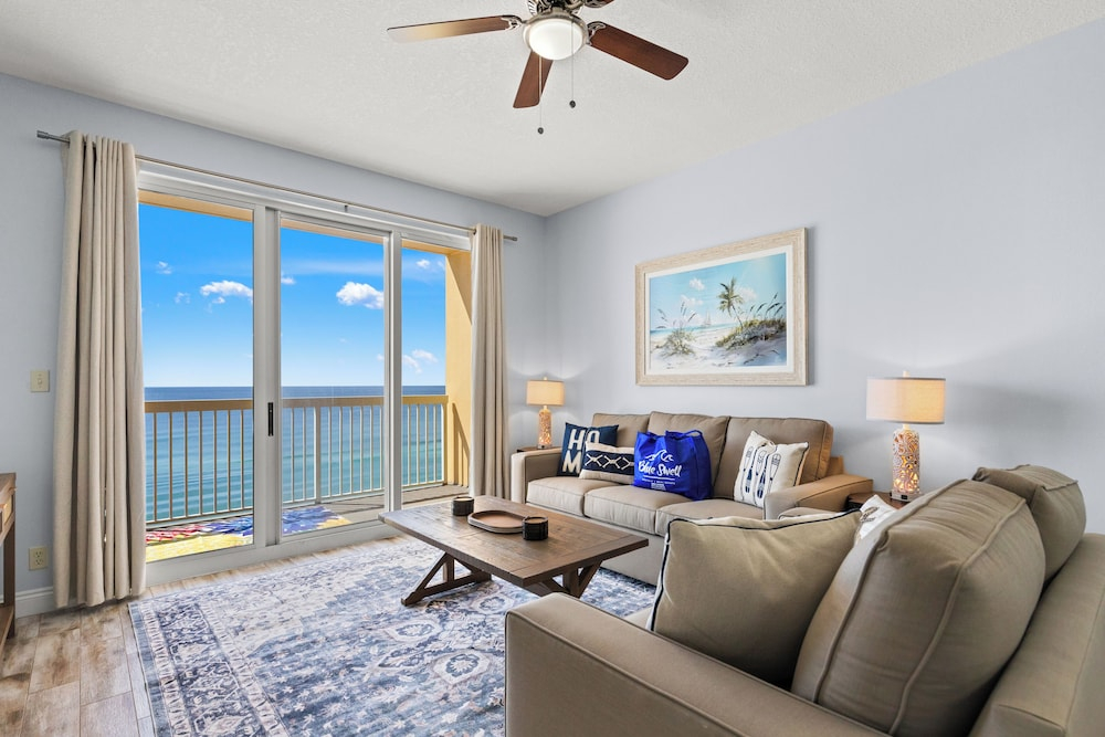 Its Sea-esta Time! Sleep, Sun, & Sea on the 9th Floor! Sleeps 6! Beachfront!