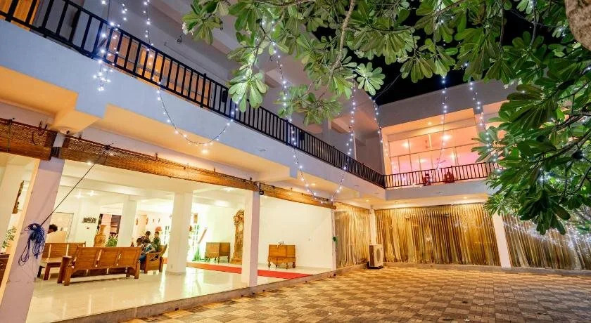 Hotel Sun & Moon