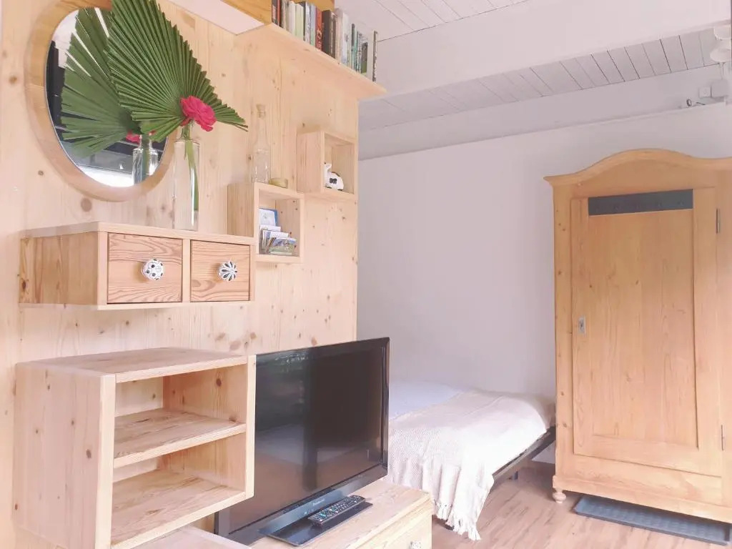 Casa Aries & Studio Aurora - mit Pool, in Cavigliano nur 8 km von Ascona und Locarno entfernt