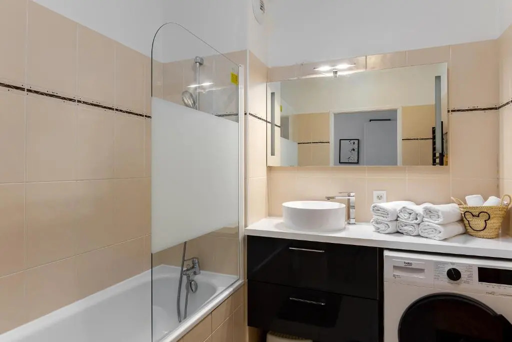 Apartment 2 Bedroomed Near Disneyland Paris with Garden Parking at Serris