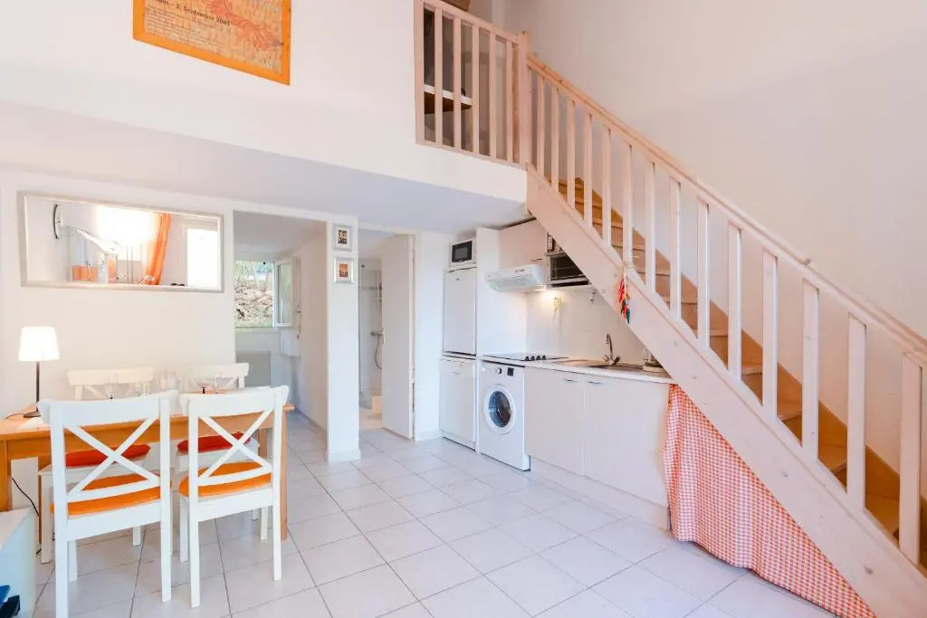 HM13 : Villa 3 pièces mezzanine 4 couchages NARBONNE-PLAGE