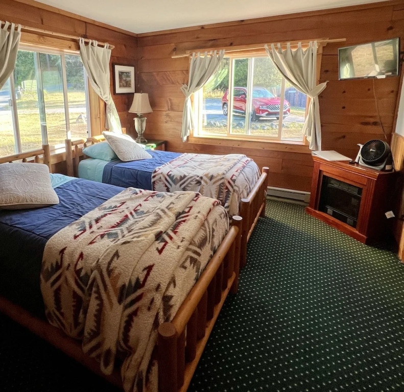 Deer Harbor Inn