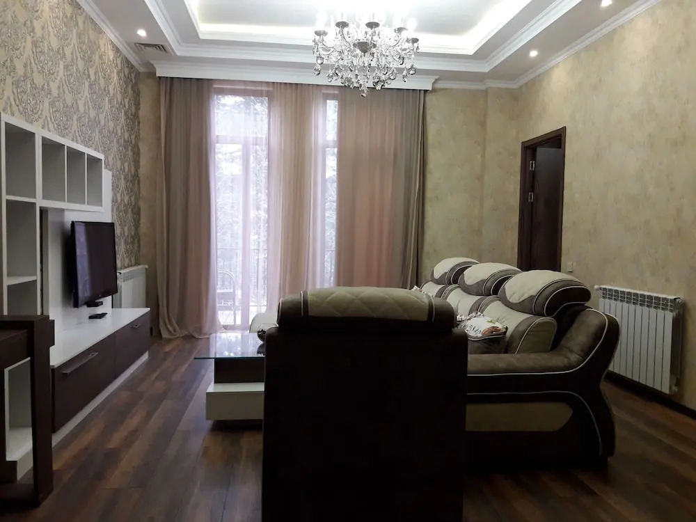 Hotel King David The Builder