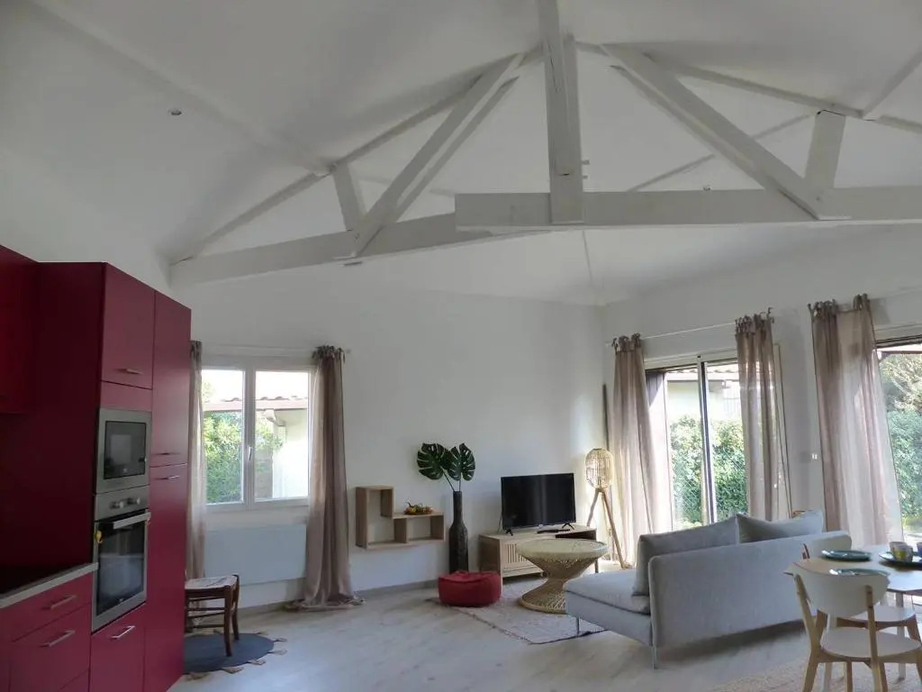 HOSSEGOR PLAGE- Villa PAUL -Petite villa rénovée pour 4 personnes- Wifi gratuit