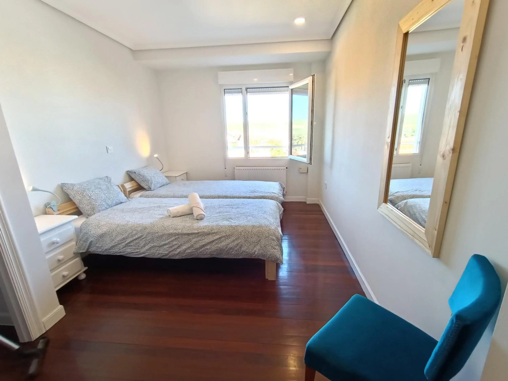 Bonito duplex cerca de la playa y de Santander
