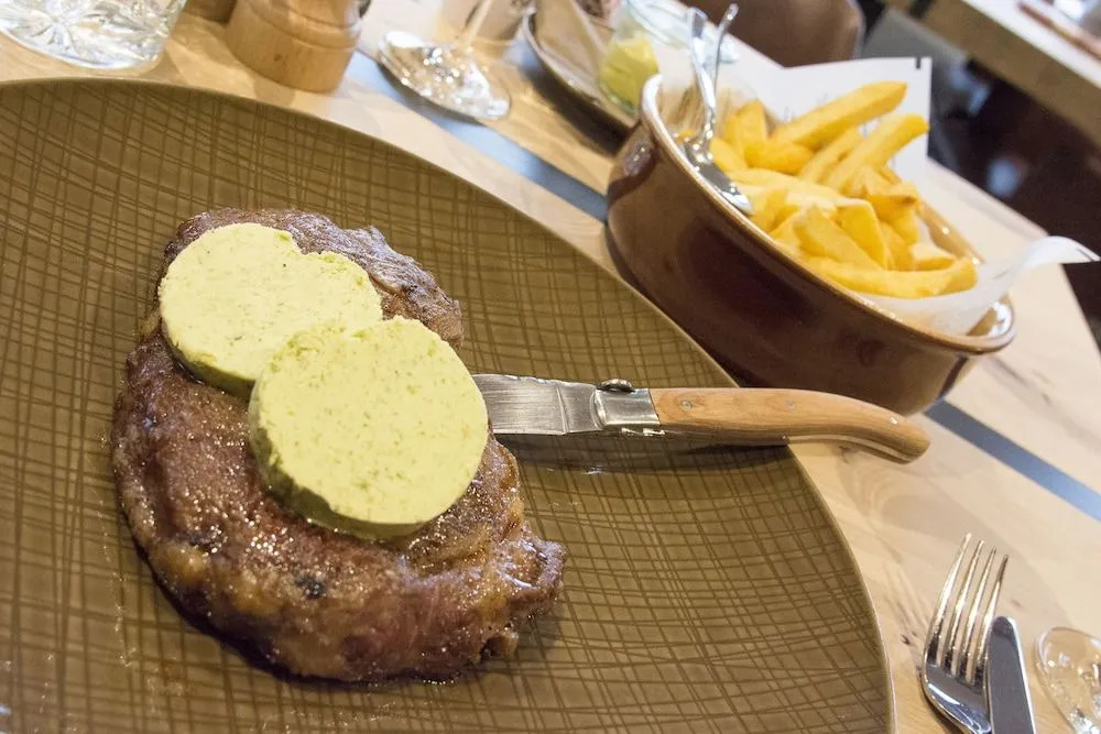 Au Cheval Blanc - Appart-hôtel