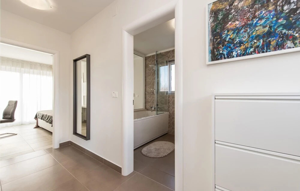 Nice Home in Novalja With Wifi and 2 Bedrooms