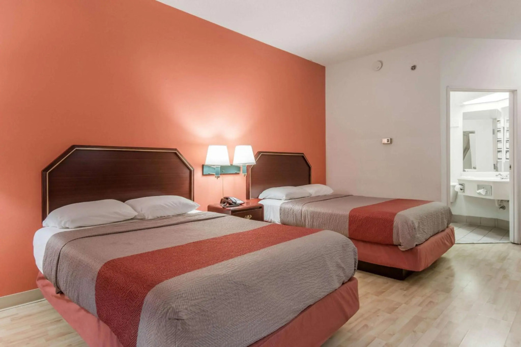 Scottish Inns & Suites - North Hershey
