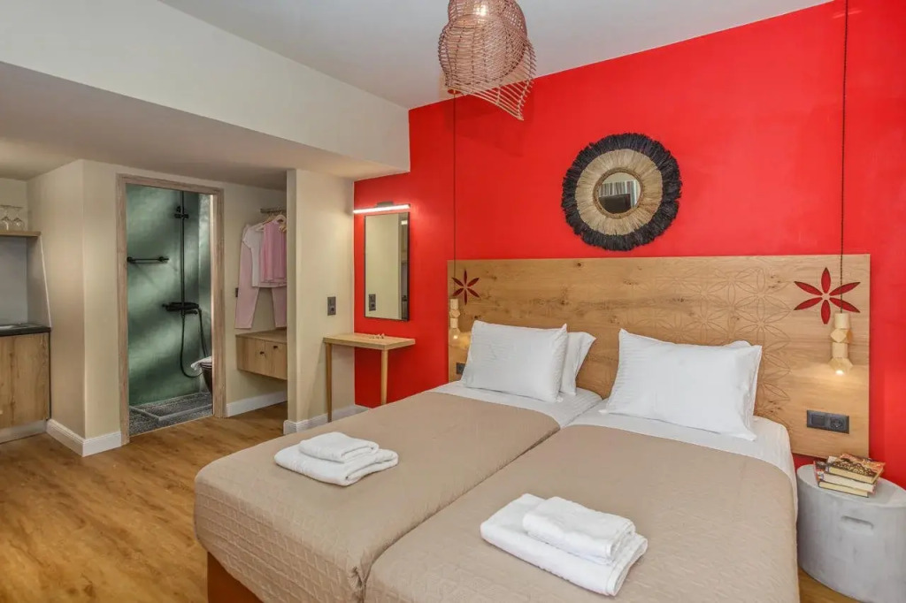 Driades Luxury Apartments by Estia