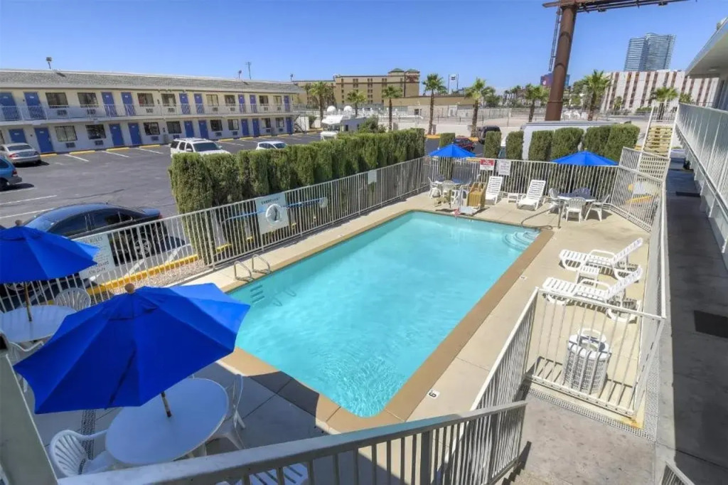 Motel 6 Las Vegas, NV - I-15 Stadium