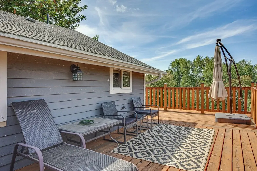 5 Mi to Dtwn Tacoma: Modern Studio Retreat