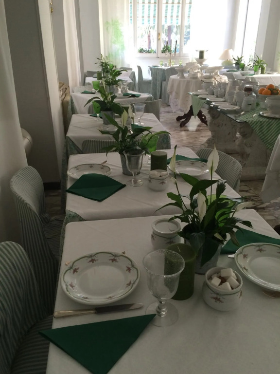 Eveline Portosole Hotel