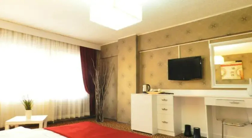 Simal Airport Suites
