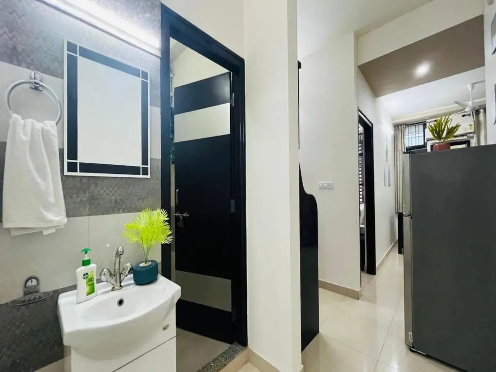 BluO 2BR Jaipur - Lift, Balcony, Parking, Terrace