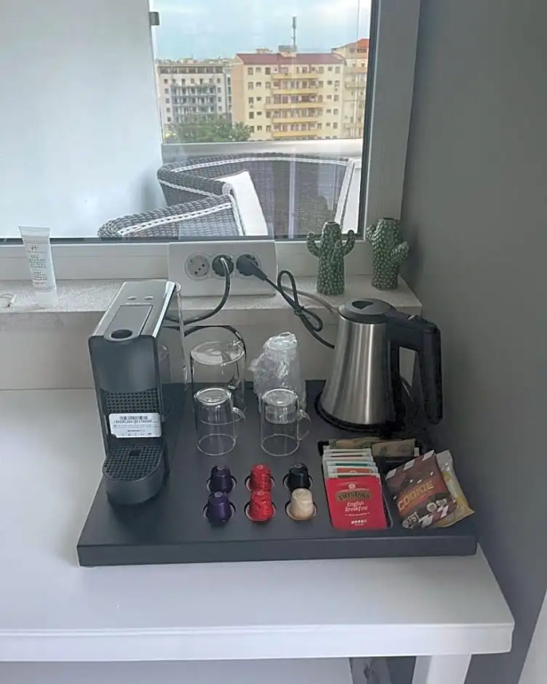 18 Dante Luxury Suites