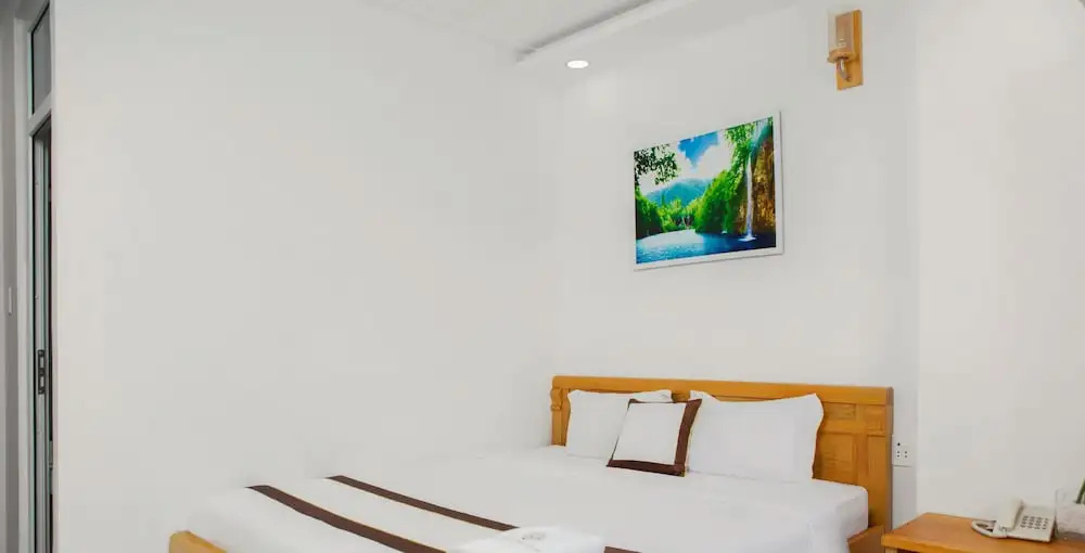 CAROLINE BEACH VUNG TAU