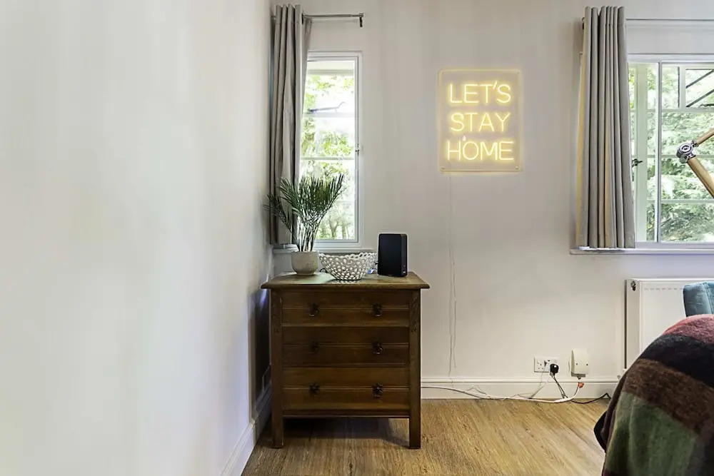 Stylish Highgate Haven Apartment