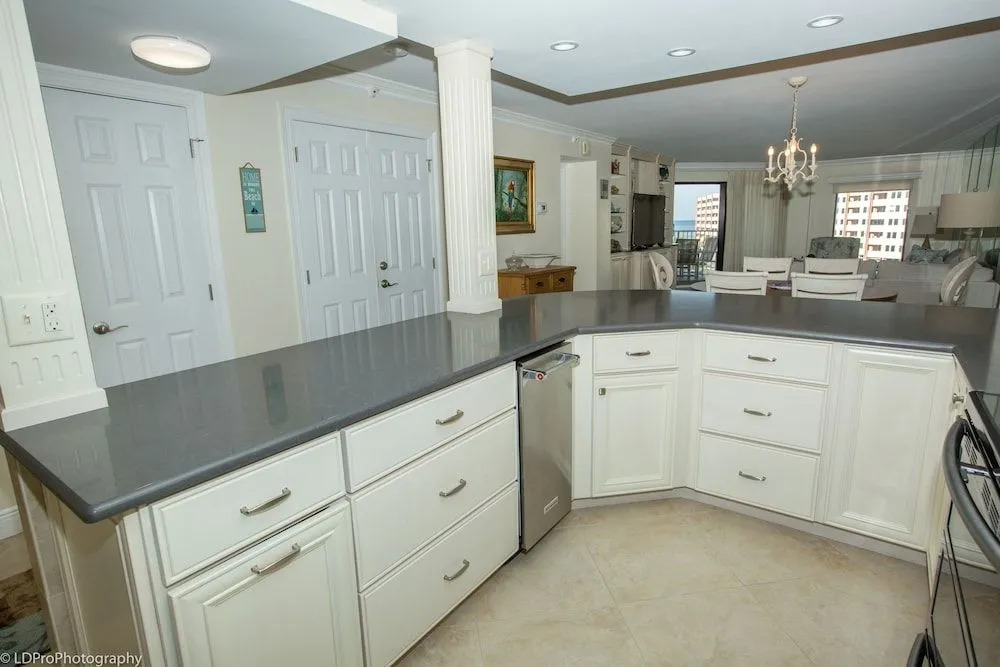 Inlet Reef 411 2 Bedroom Condo by RedAwning