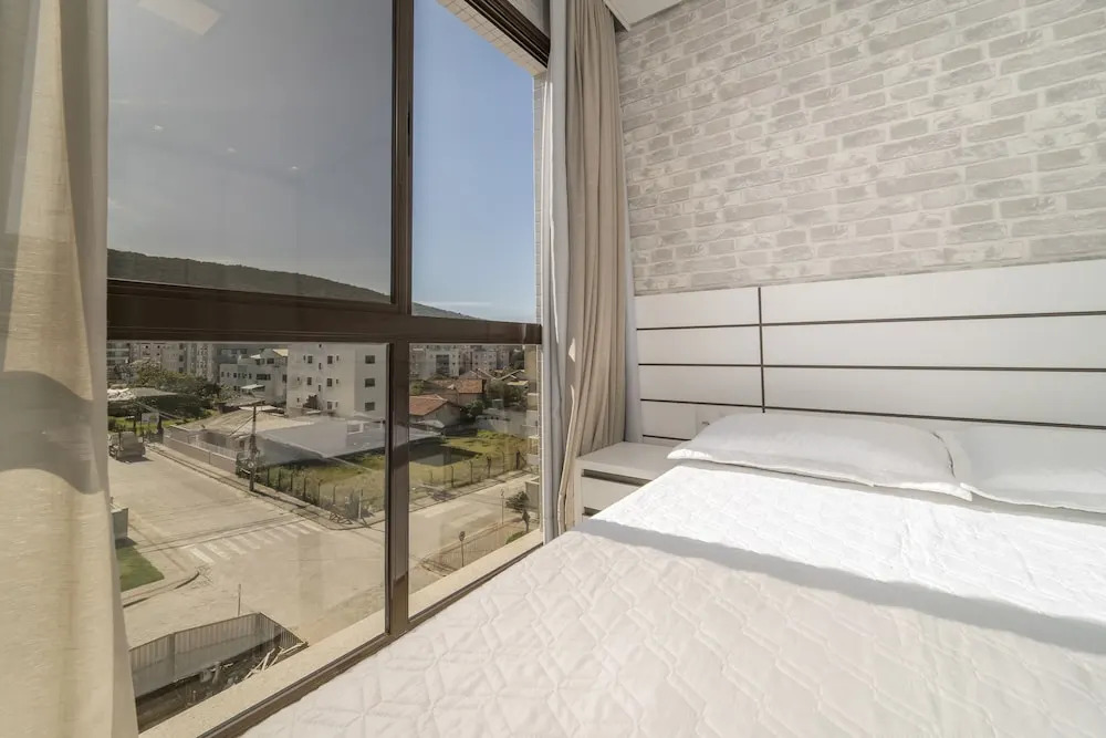 884 - Aluguel apartamento 3 quartos