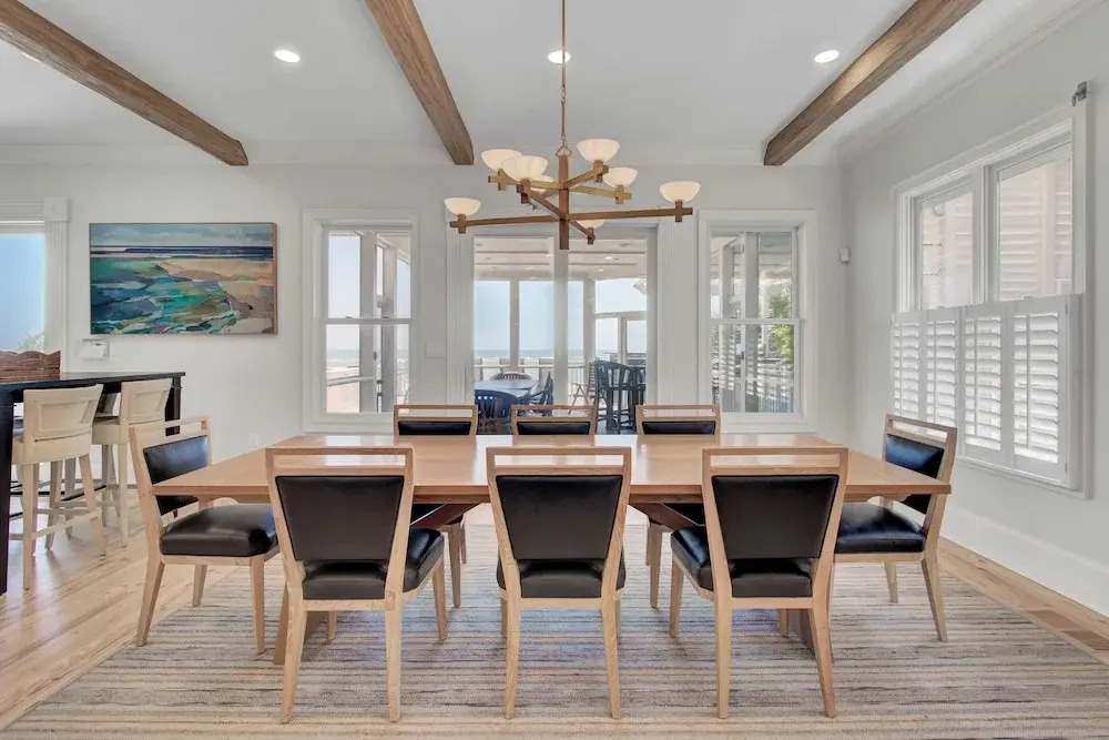 114 Ocean Boulevard by Avantstay Beachfront Infinity Pool Basketball Court Recently Renovated!