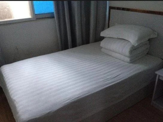 Lejia Express Inn