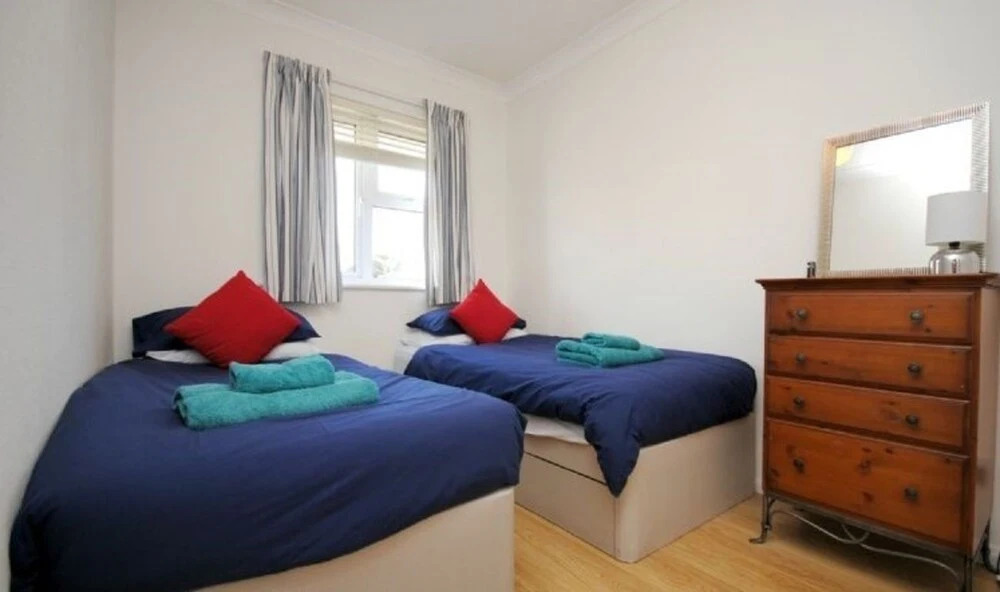 2 Walled Garden Cottages, West Wittering
