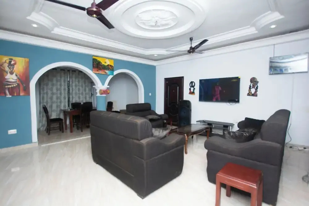 Yaa Asantewaa Inn
