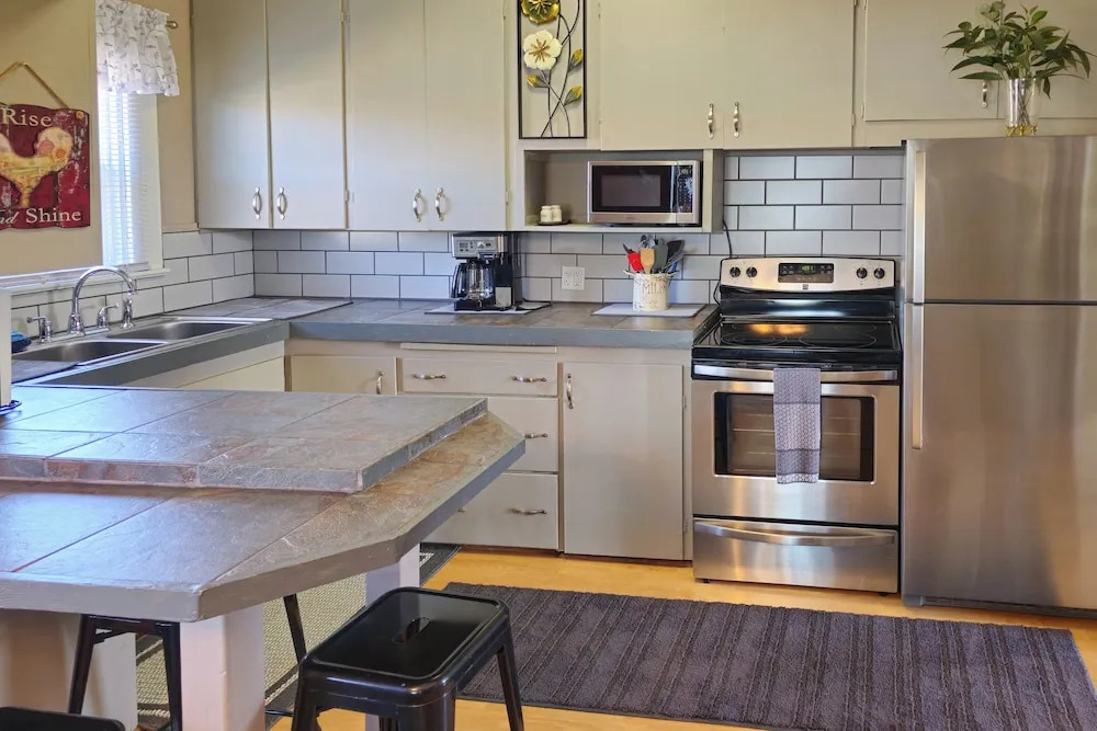 'bella Rose' Lovely Eureka Home Near Redwoods!
