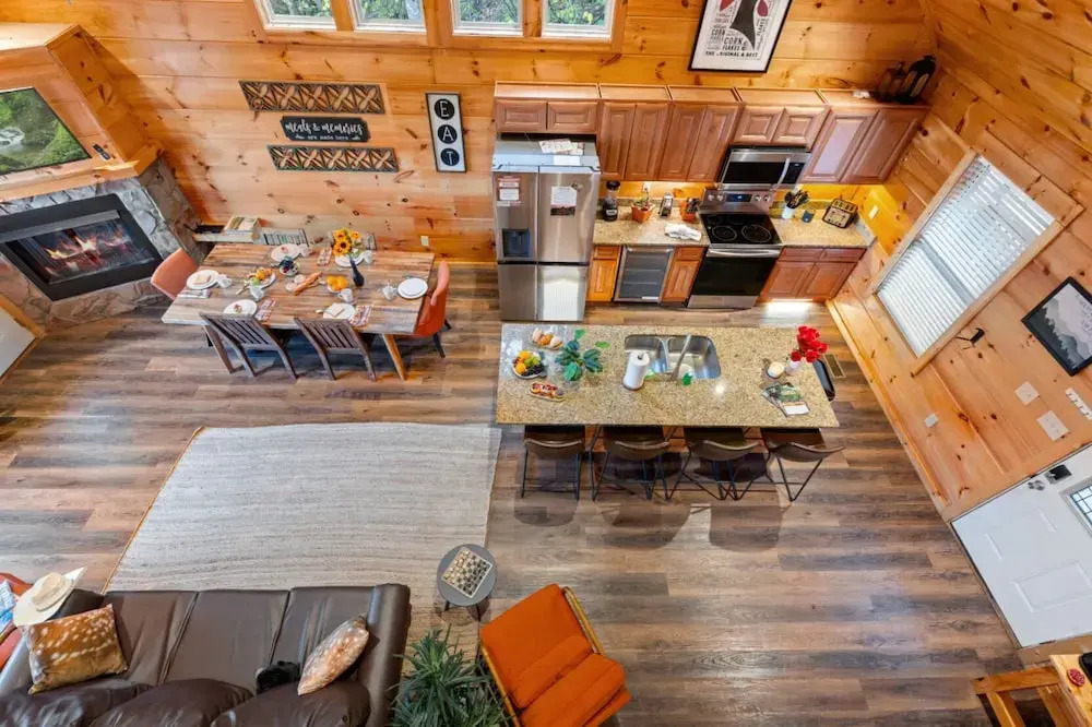 Serene Mountain Retreat by Ghosal Luxury Lodging