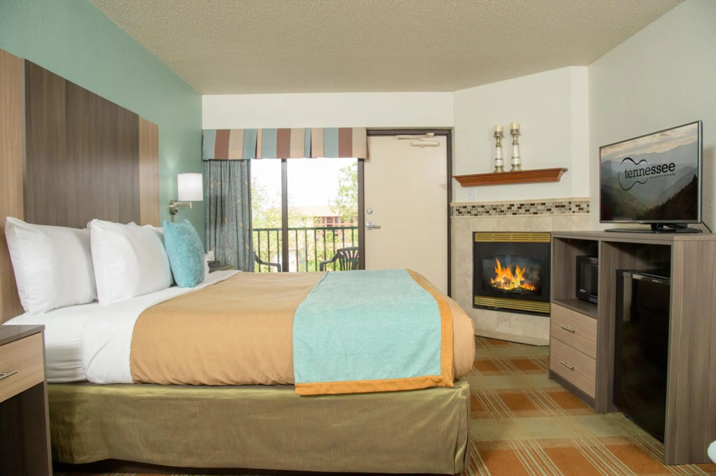Pigeon River Inn