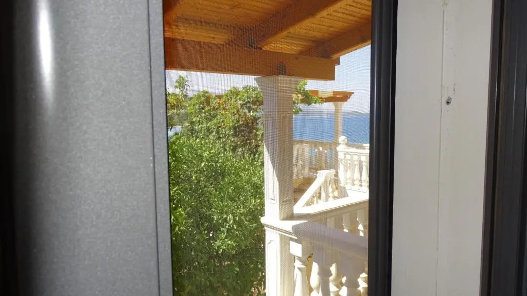 Petros Apartments