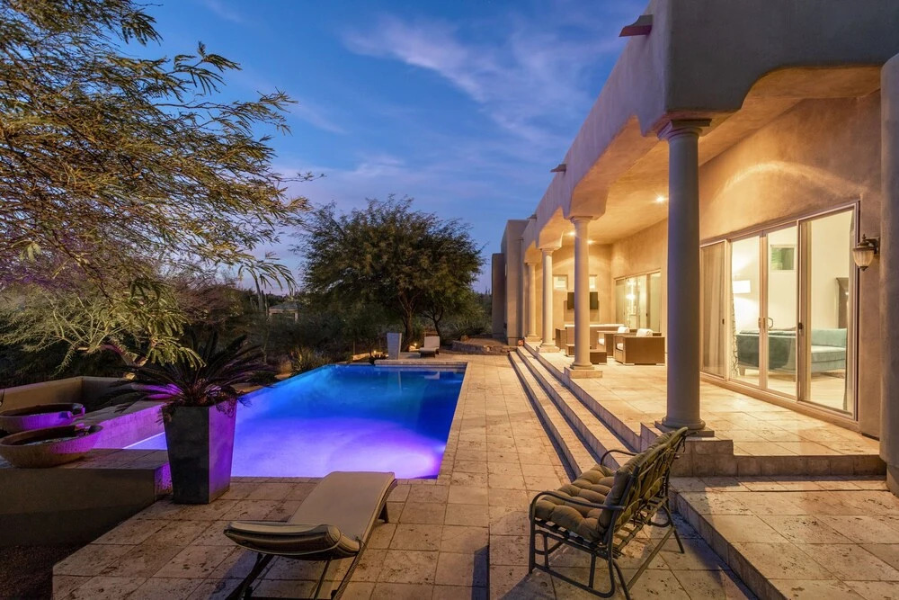 Secluded Palatial Desert W/ Infinity Pool 5 Bedroom Home
