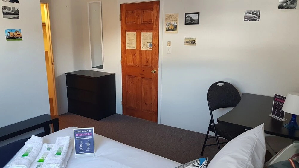 Crestview Guest House