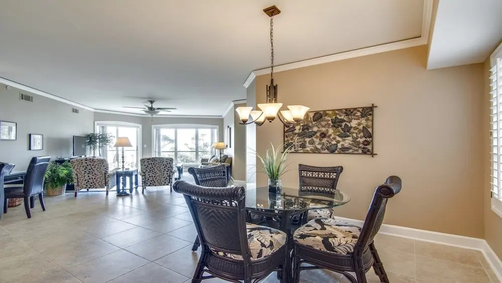 3402 Windsor Court South 2 Bedroom Villa