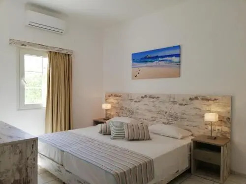 Evina Room And Villas