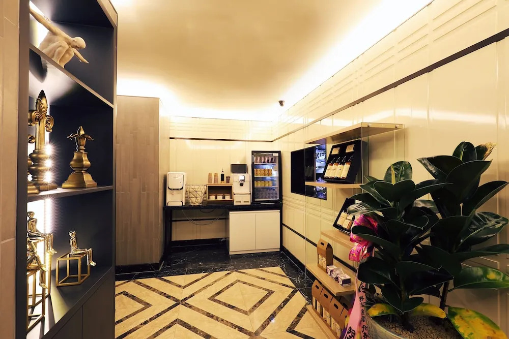 MARI boutique hotel