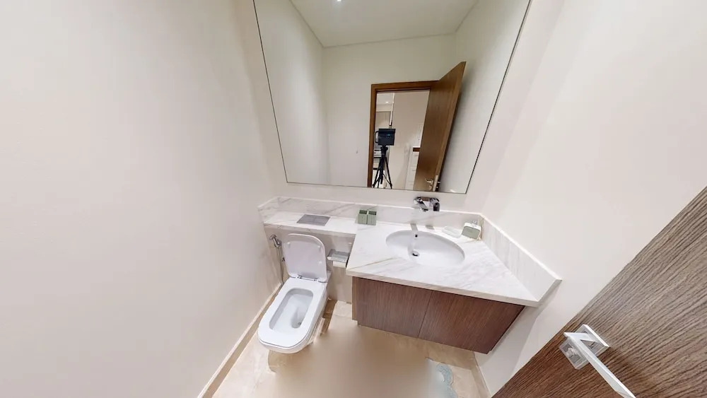 4 Maid Penthouse Panoramic Views in Dubai Creek Harbour