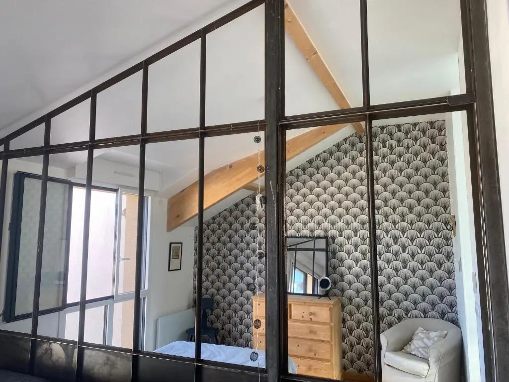 Loft avec terrasse sans vis a vis à 3km du circuit avec garage au calme