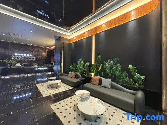 Tami Travel Hotel