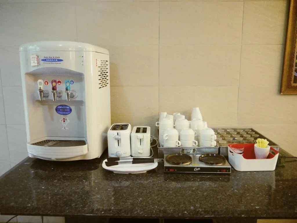E Moon Hotel