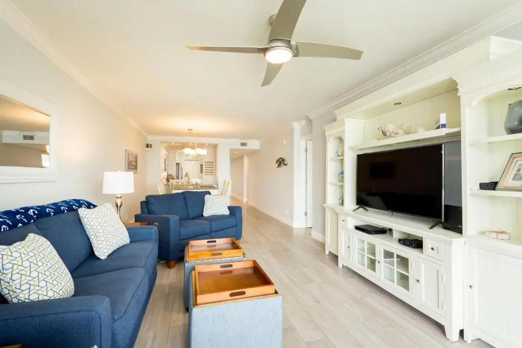 Bahia Vista 11-337, 2 Bedrooms, Views, Heated Pool, Sleeps 6